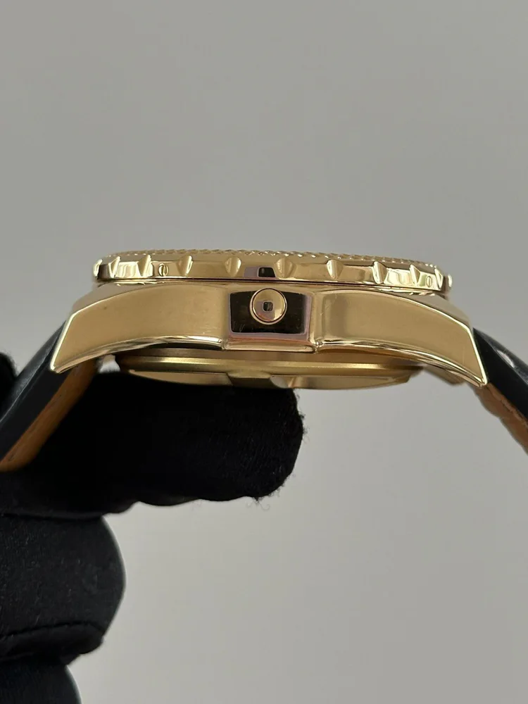 Breitling Bentley 6.75 K44362